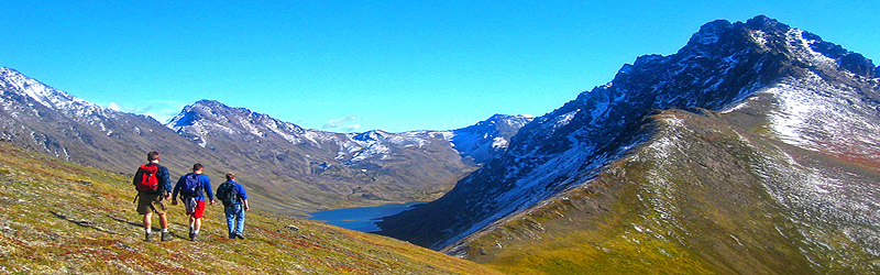 Wandern Wolverine Peak und Mount Elliot. Chugach Mountains, Alaska (c) Paxson Woelber Wandern Wolverine Peak und Mount Elliot. Chugach Mountains, Alaska (c) Paxson Woelber